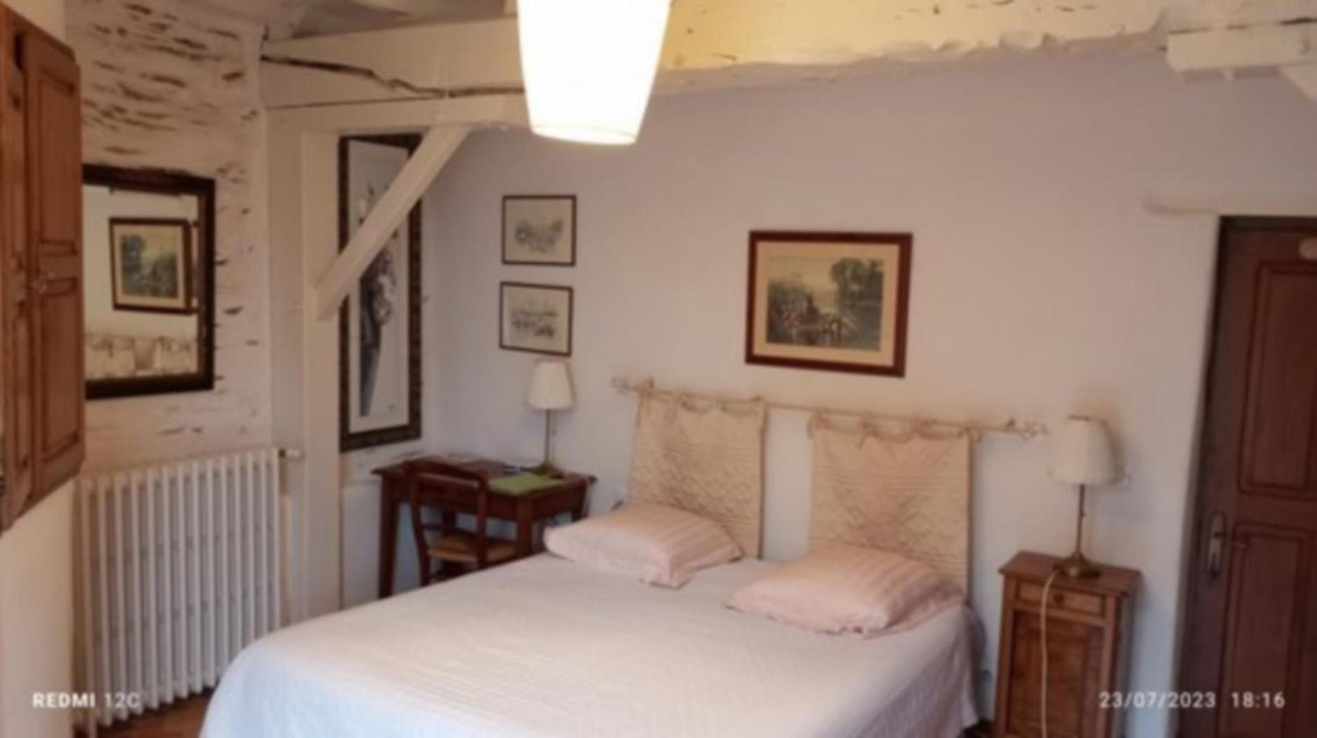 Les Fougerêts Chambre D'Hotes Saint Jacob Relais De Chasse Du XVIII Siecle B&B 외부 사진