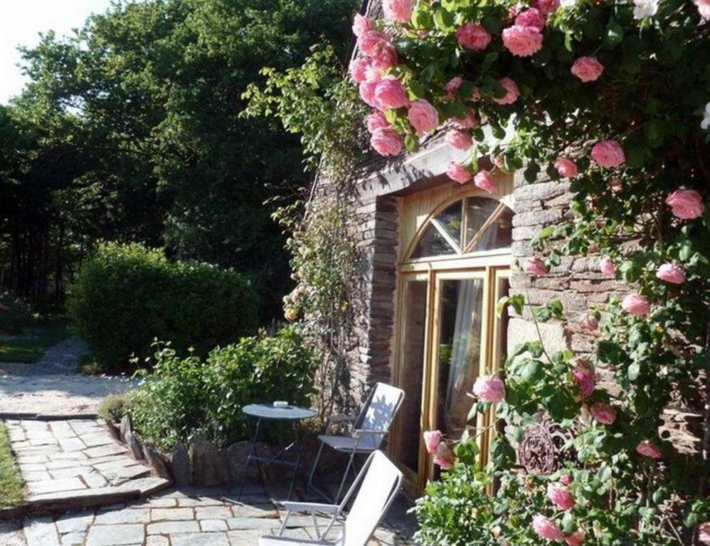 Les Fougerêts Chambre D'Hotes Saint Jacob Relais De Chasse Du XVIII Siecle B&B 외부 사진