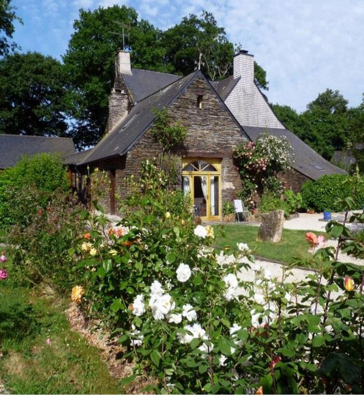 Les Fougerêts Chambre D'Hotes Saint Jacob Relais De Chasse Du XVIII Siecle B&B 외부 사진